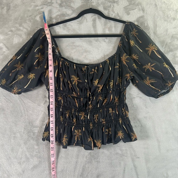 Lavender Brown palm tree peasant top - Picture 3 of 9